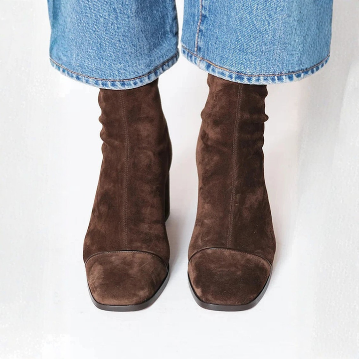 Yvonne™ | Elegant Comfort Heeled Boots