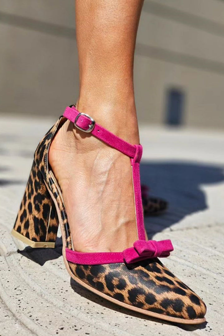 Leontina | Green leopard print sandals with colorful accent