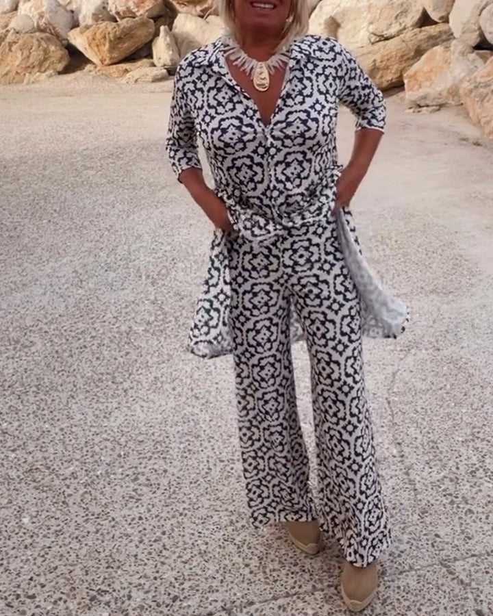 Anne™ - Vintage Printed Set with Lapels and Buttons