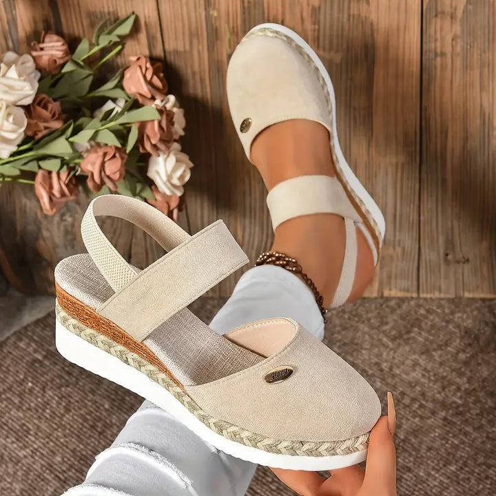 Antonia | Orthopaedic sandals with a platform, breathable and relaxed