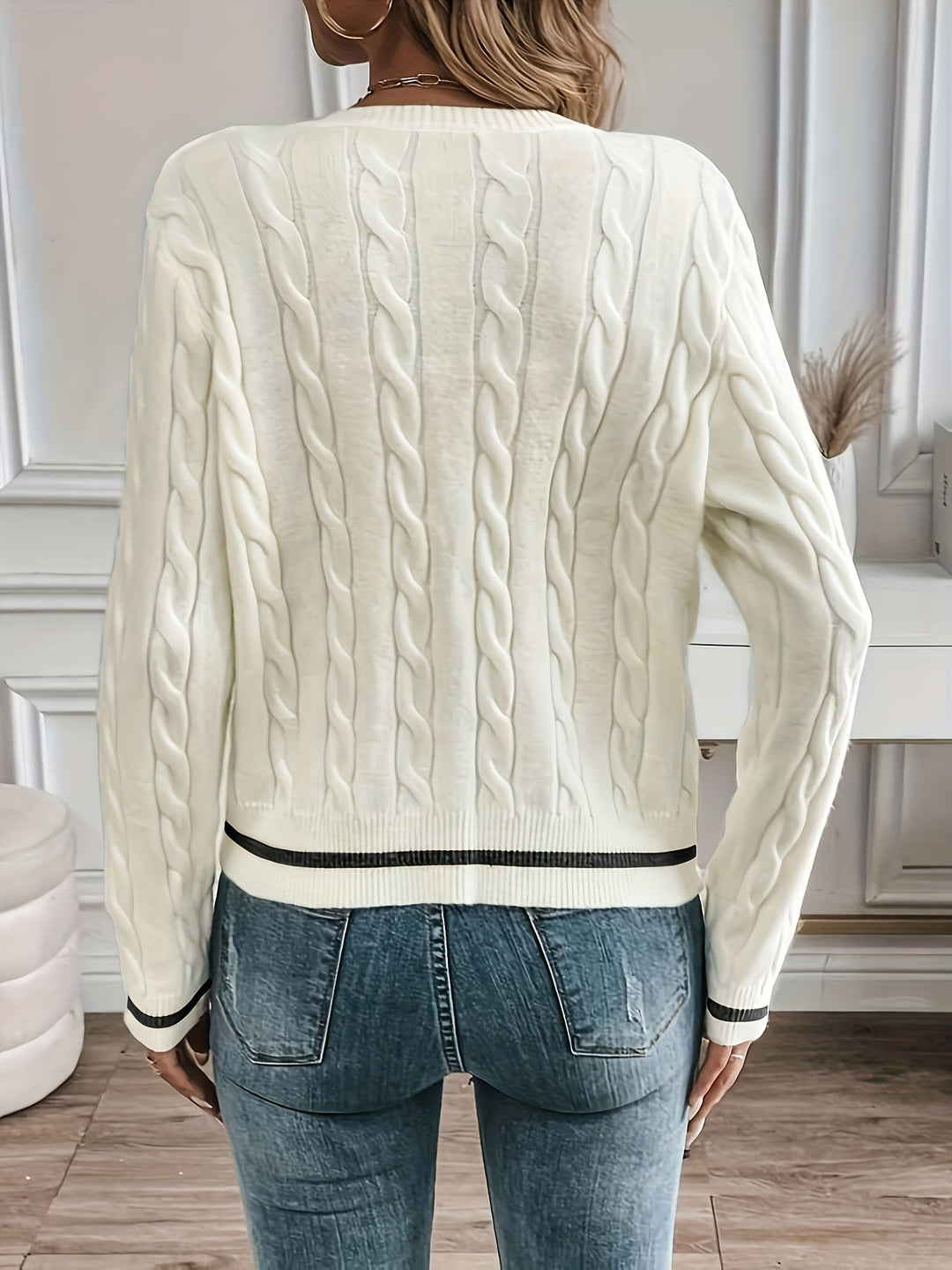 Femmy | Women's Cropped Cable Knit Button Up Cardigan 12