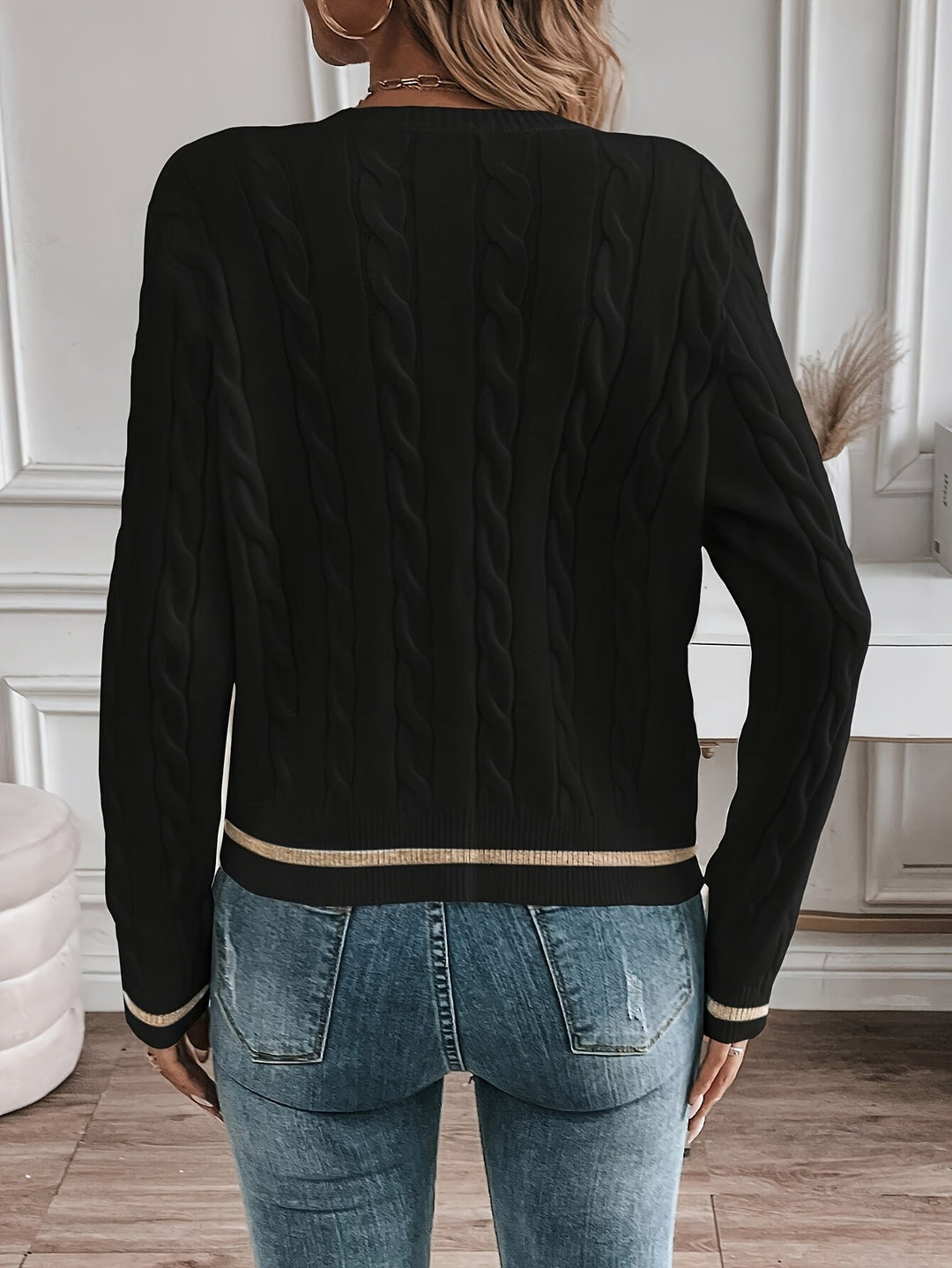 Femmy | Women's Cropped Cable Knit Button Up Cardigan 7