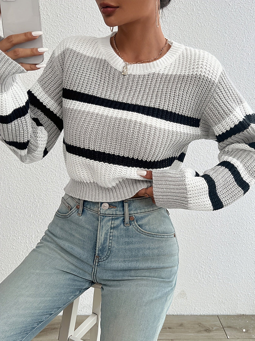 Hattie | Women's Striped Color Block Sweater Crew Neck 3