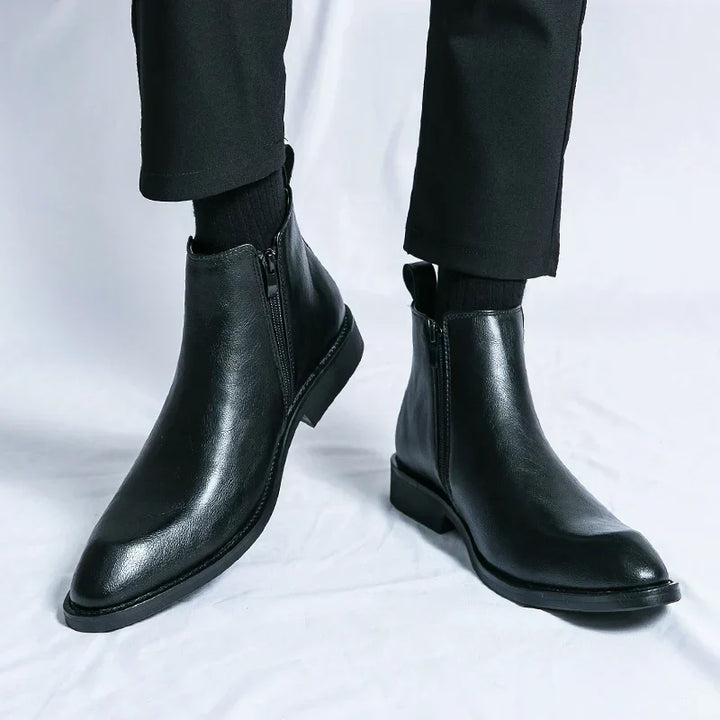 Jarrett - Pointed Toe Chelsea Boots 7