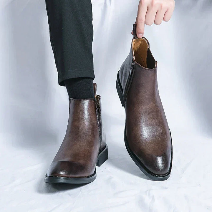 Jarrett - Pointed Toe Chelsea Boots 9