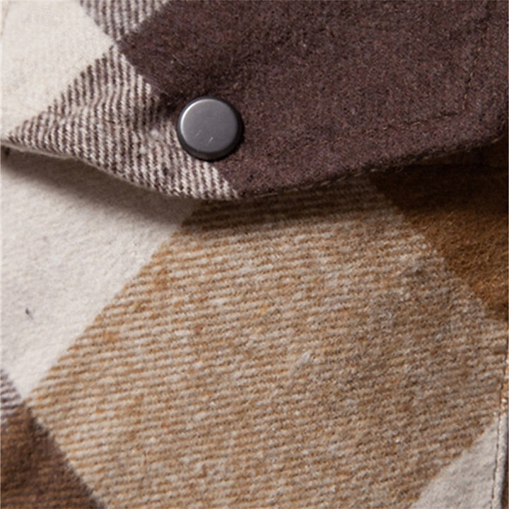 Men's Plaid Lined Shirt Jacket – Detail View