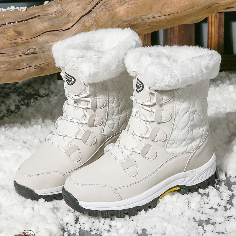 Liselot | Women's Lace Up Fur Lined Snow Boots 1