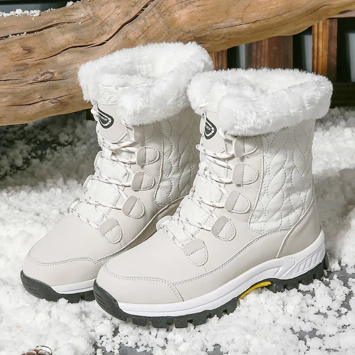 Liselot | Women's Lace Up Fur Lined Snow Boots 1