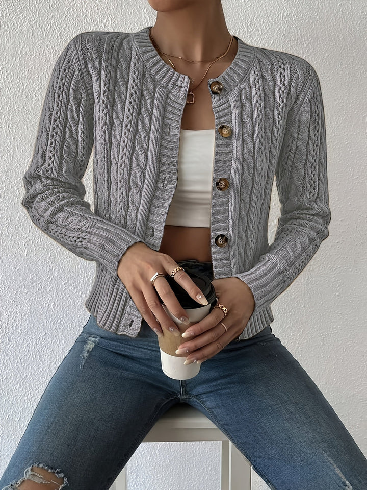 Mientje | Women's Cable Knit Crew Neck Cardigan Sweater 1