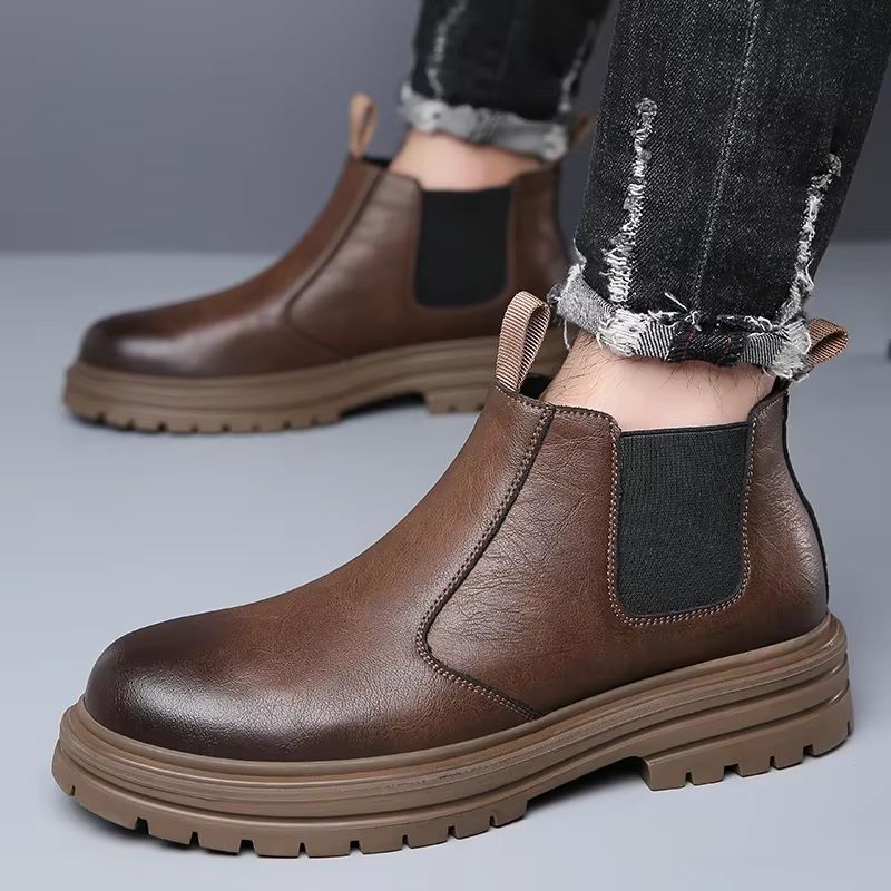Otto - Lugged Sole Chelsea Boots 1
