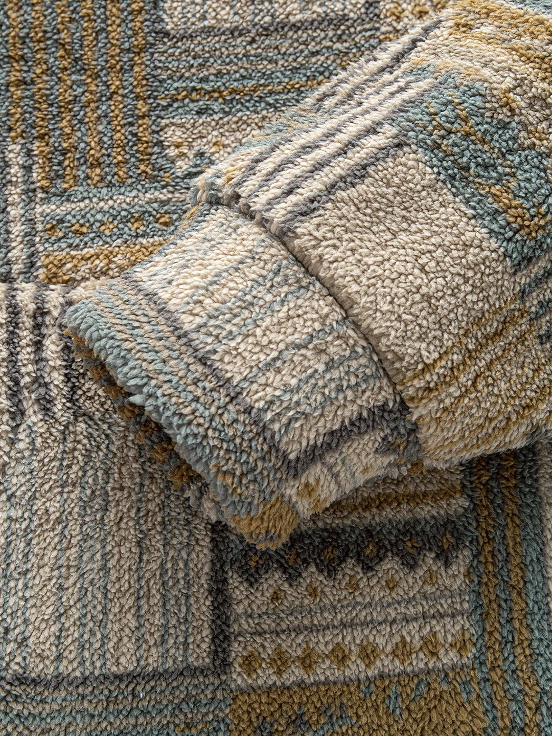 Men's Patchwork Quarter Zip Hoodie – Detail View