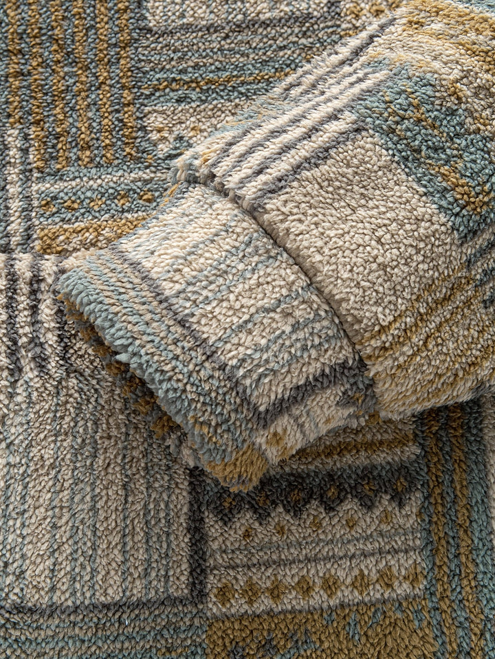 Men's Patchwork Quarter Zip Hoodie – Detail View