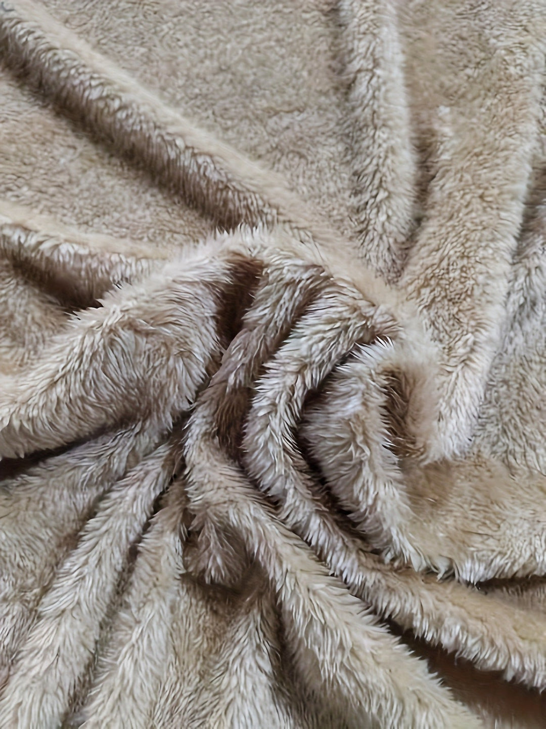 Men's Sherpa Lined Aztec Hooded Jacket – Detail View
